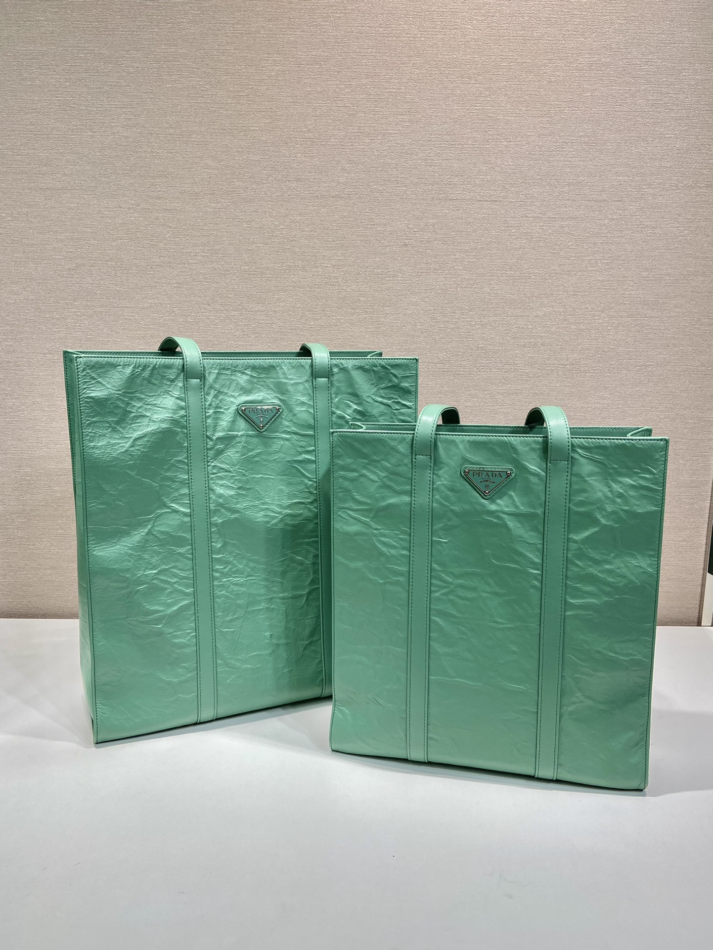Pra*a 1bg459 tote