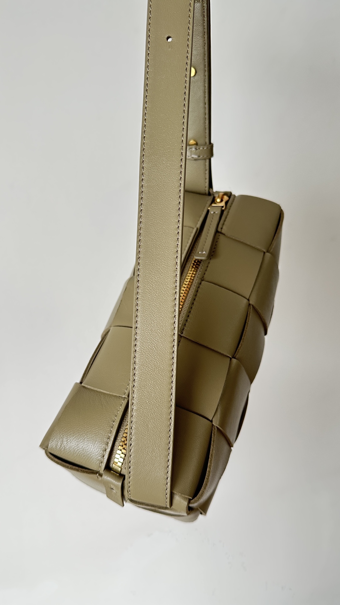 b0tte*a Ven*ta br1ck mini cassette bag-23.5*10*10cm