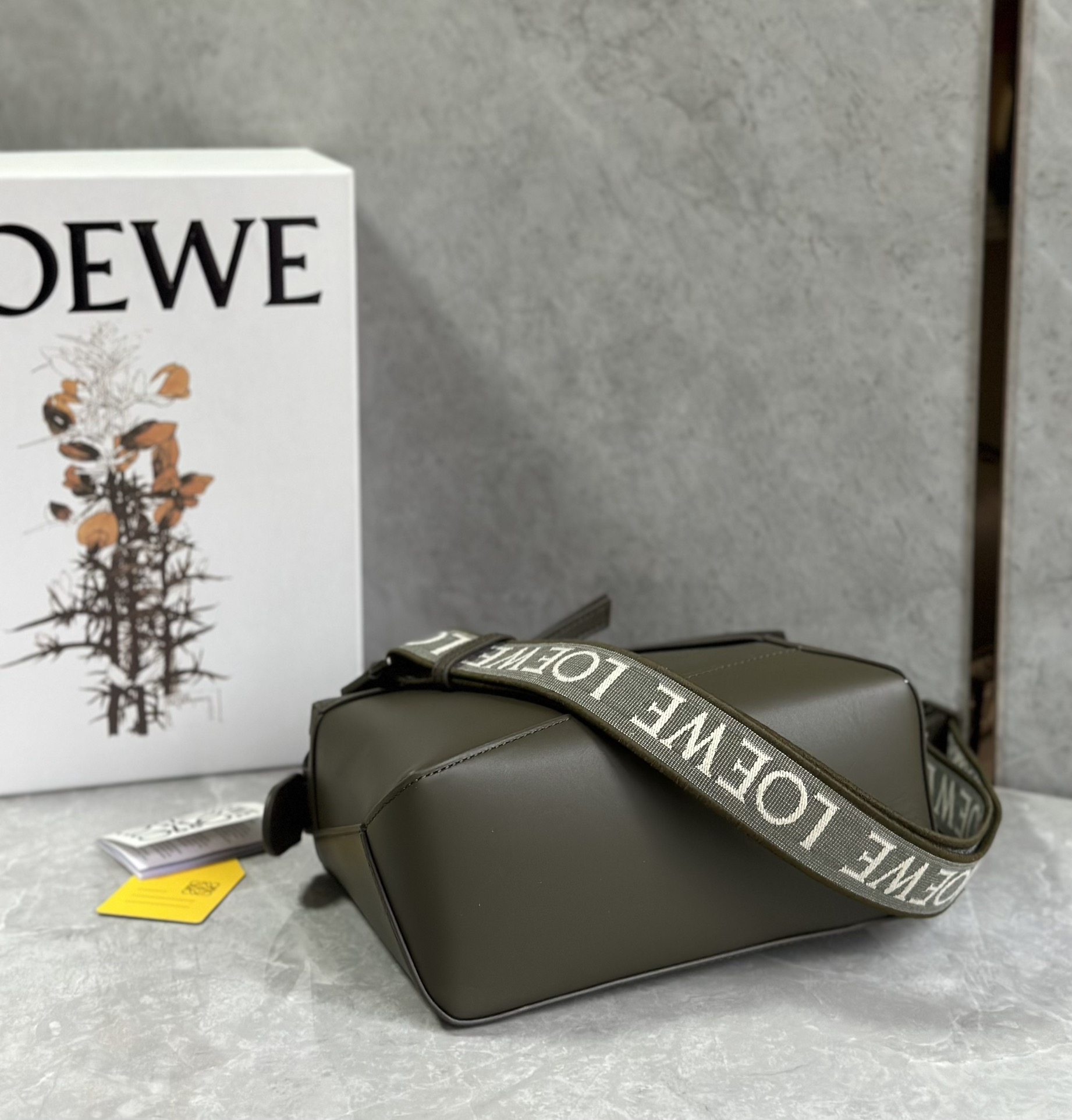 L0ew* puzzle small bag-24*10*14cm