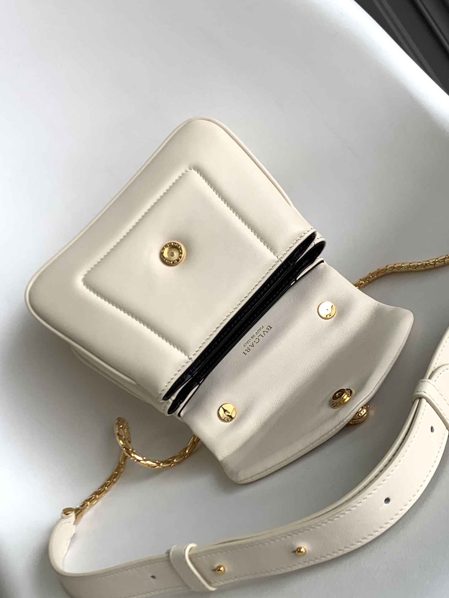 B*l*ai serpenti reverse-20*14*10cm