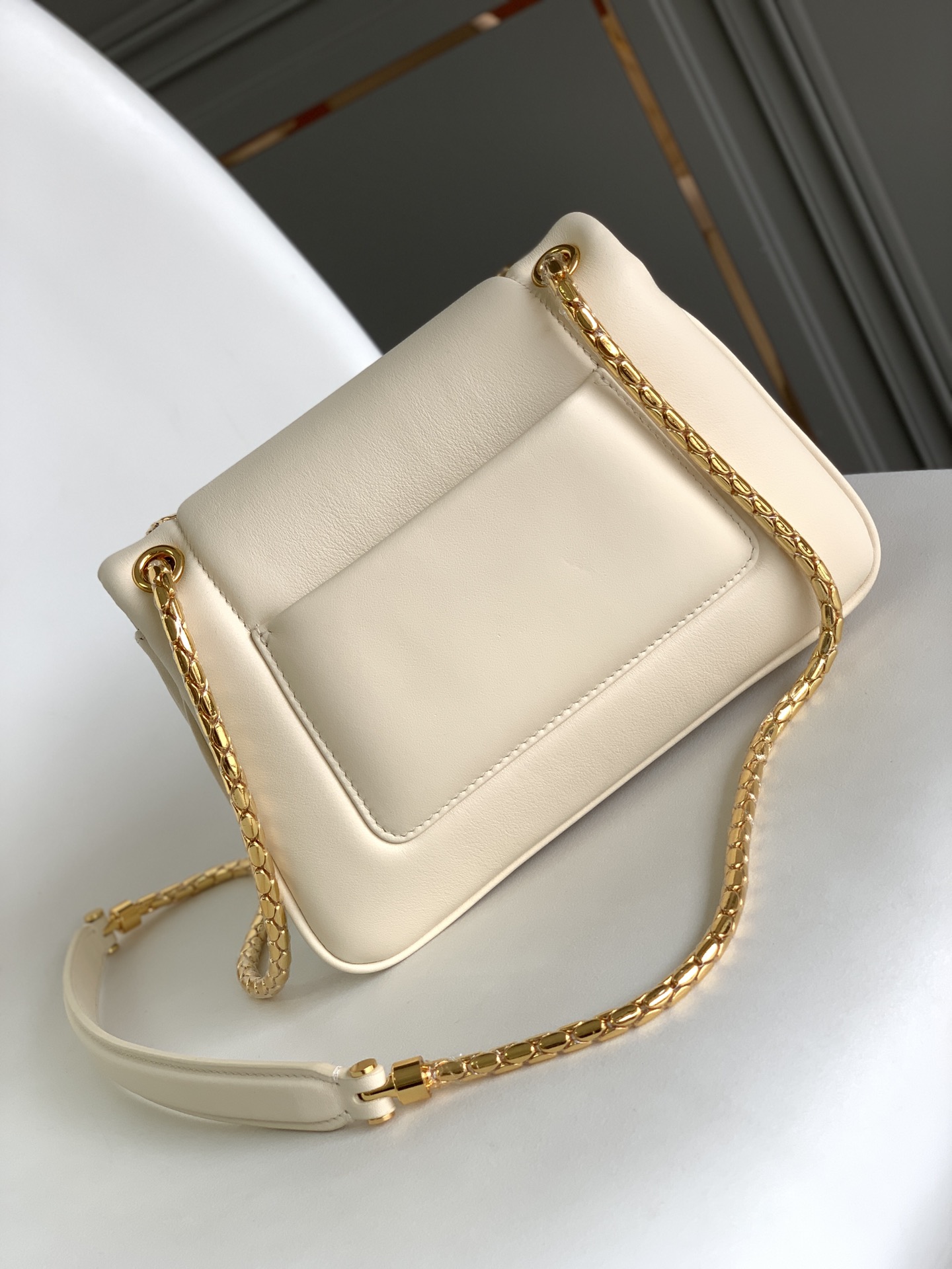 B*l*ai serpenti reverse-22.5*15*7cm