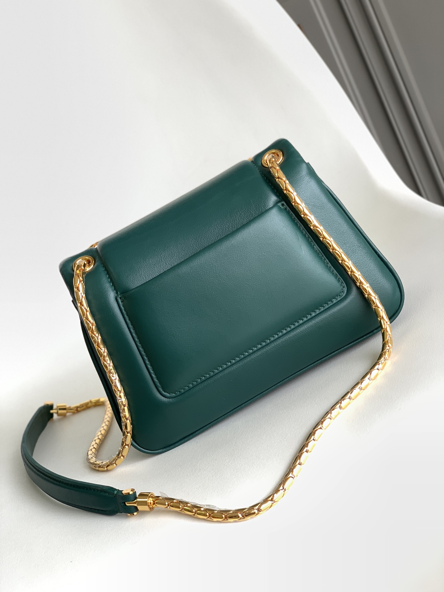 B*l*ai serpenti reverse-22.5*15*7cm