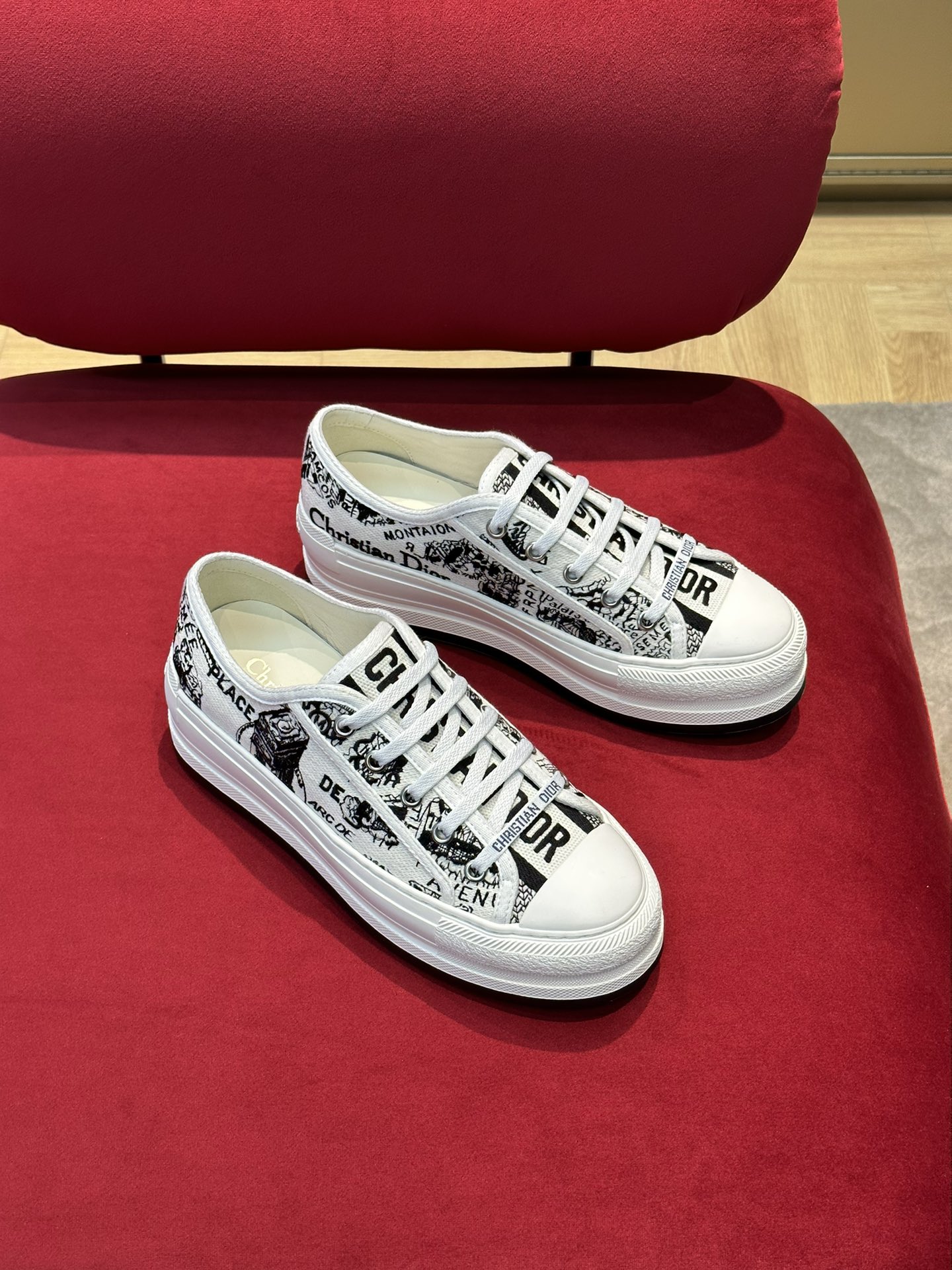 D*or sneakers