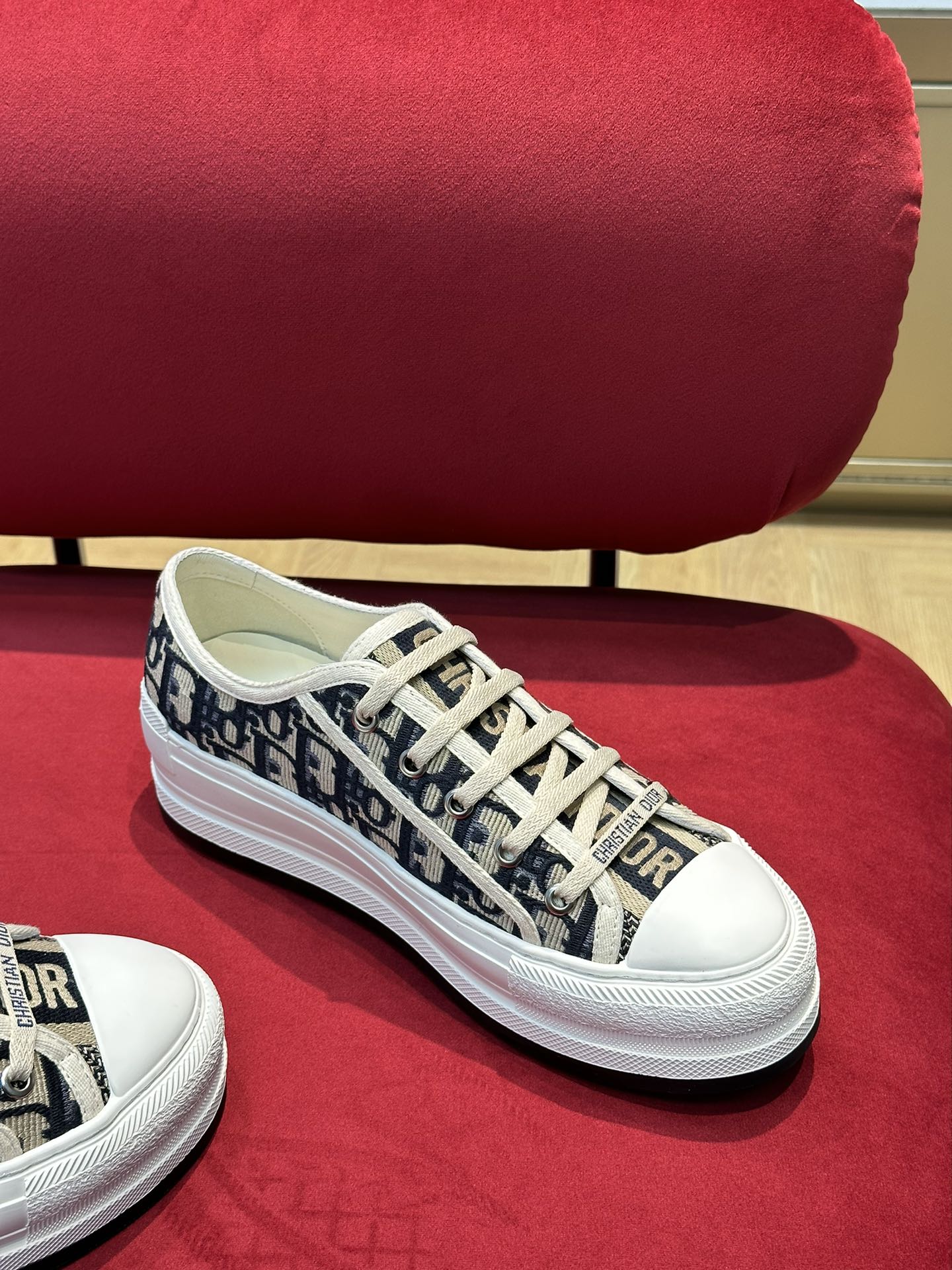 D*or sneakers