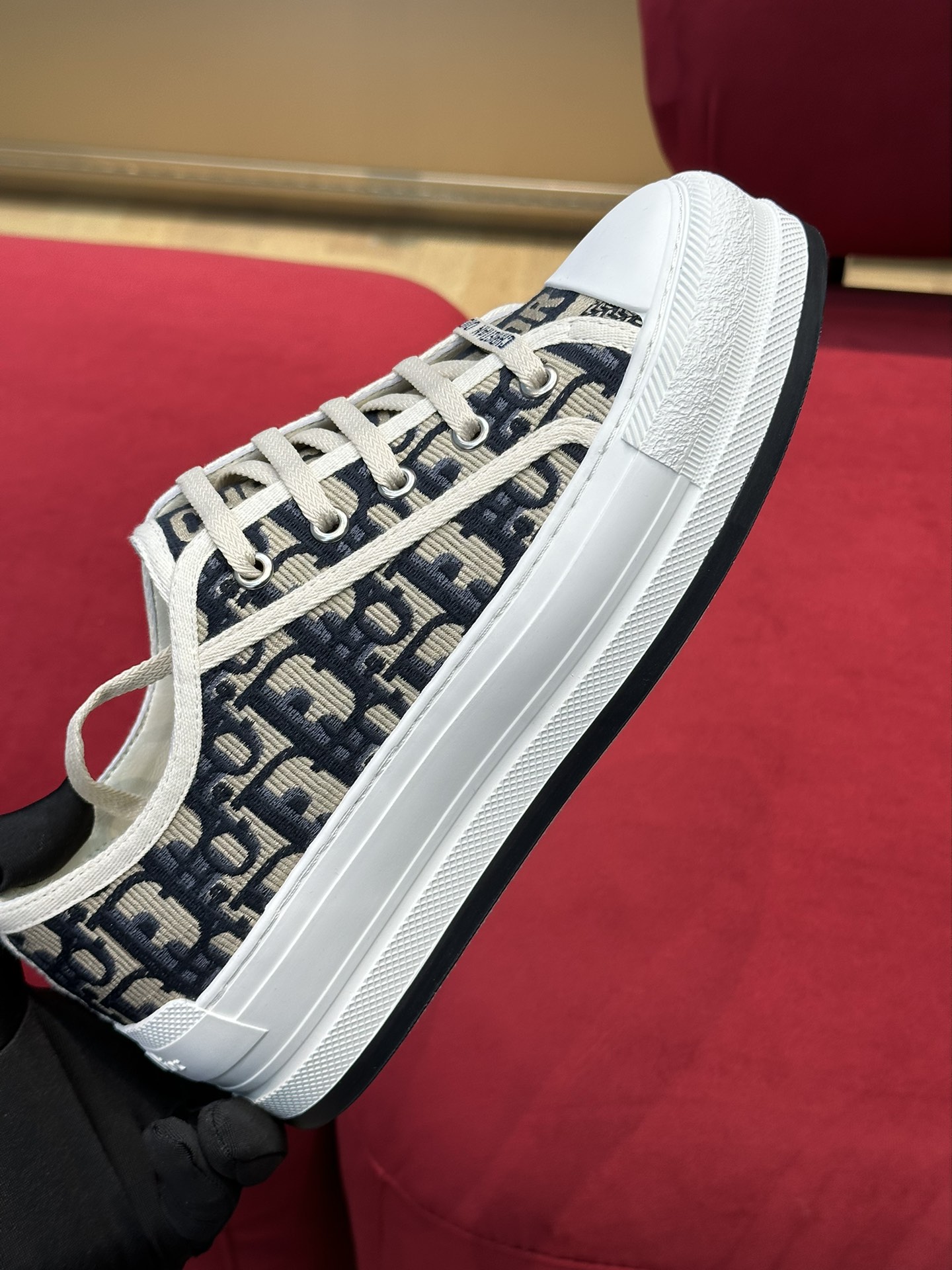D*or sneakers