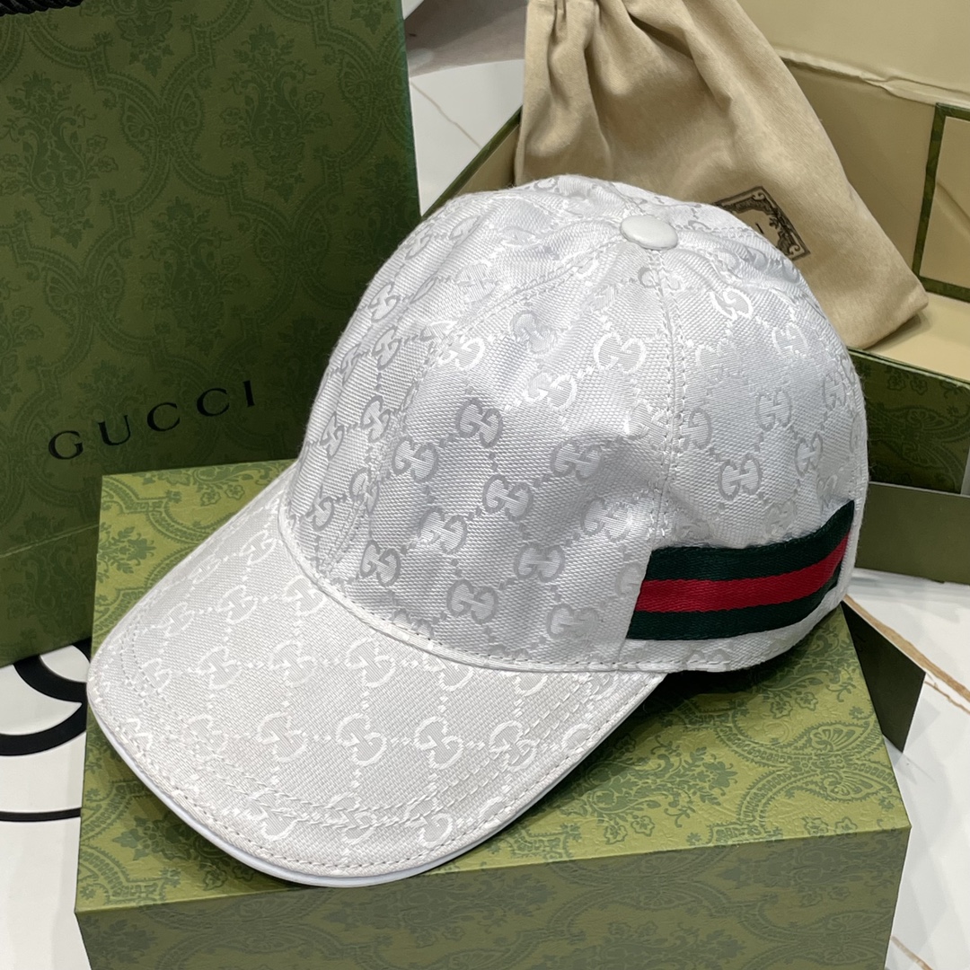 G*u*i hats
