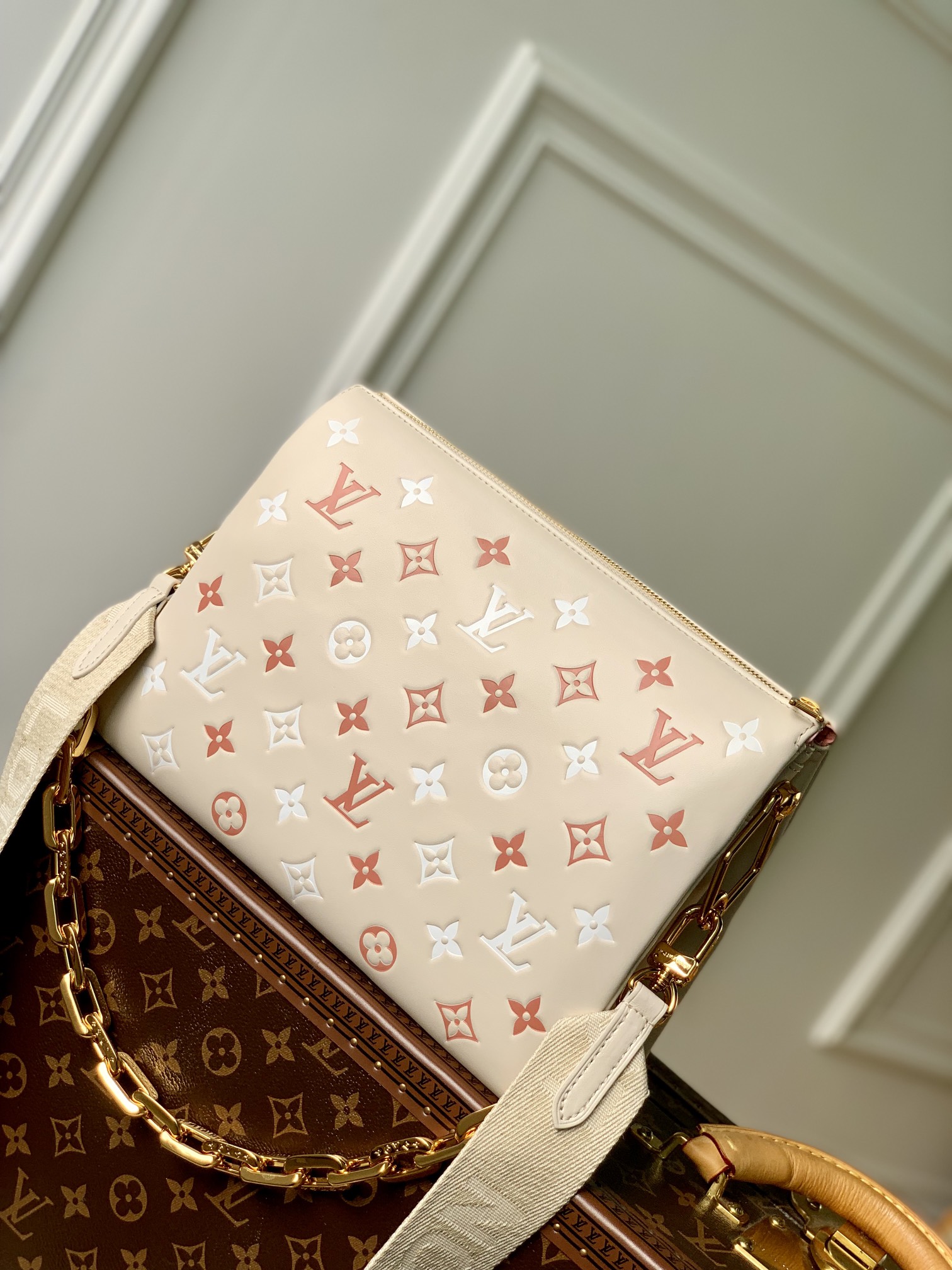l0*is V*t0n coussin handbags-26*20*12cm