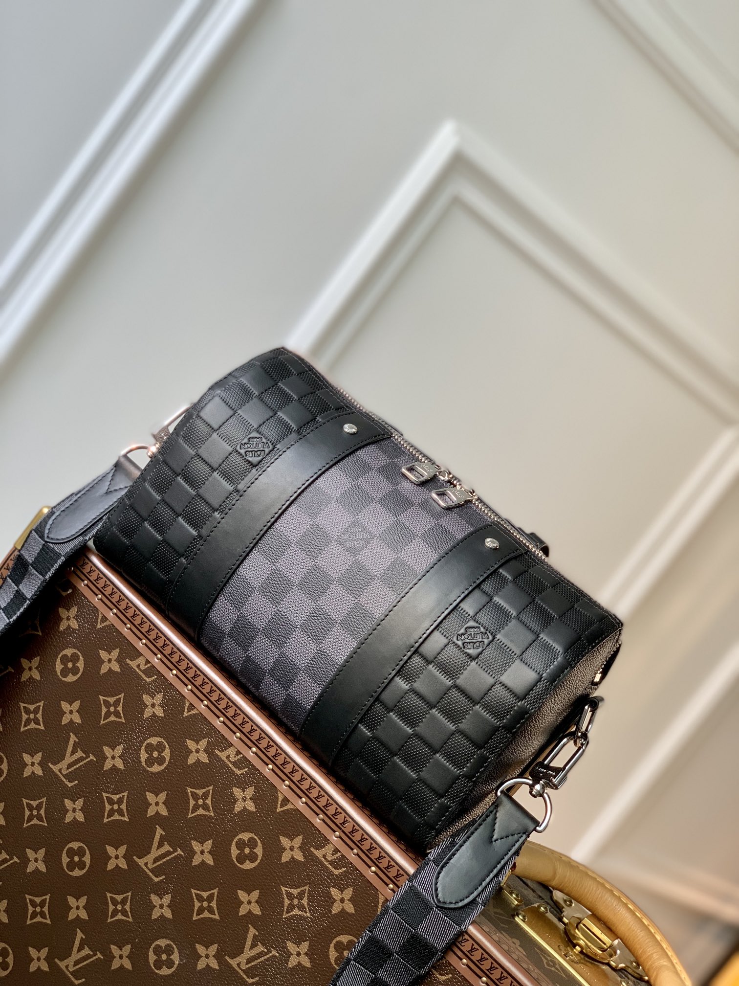 l0*is V*t0n city keepall-27x17x13cm