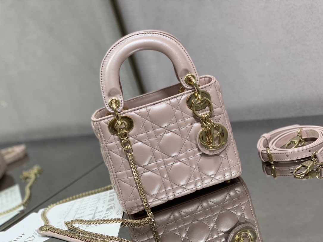 lady D*or mini-17*15*8cm