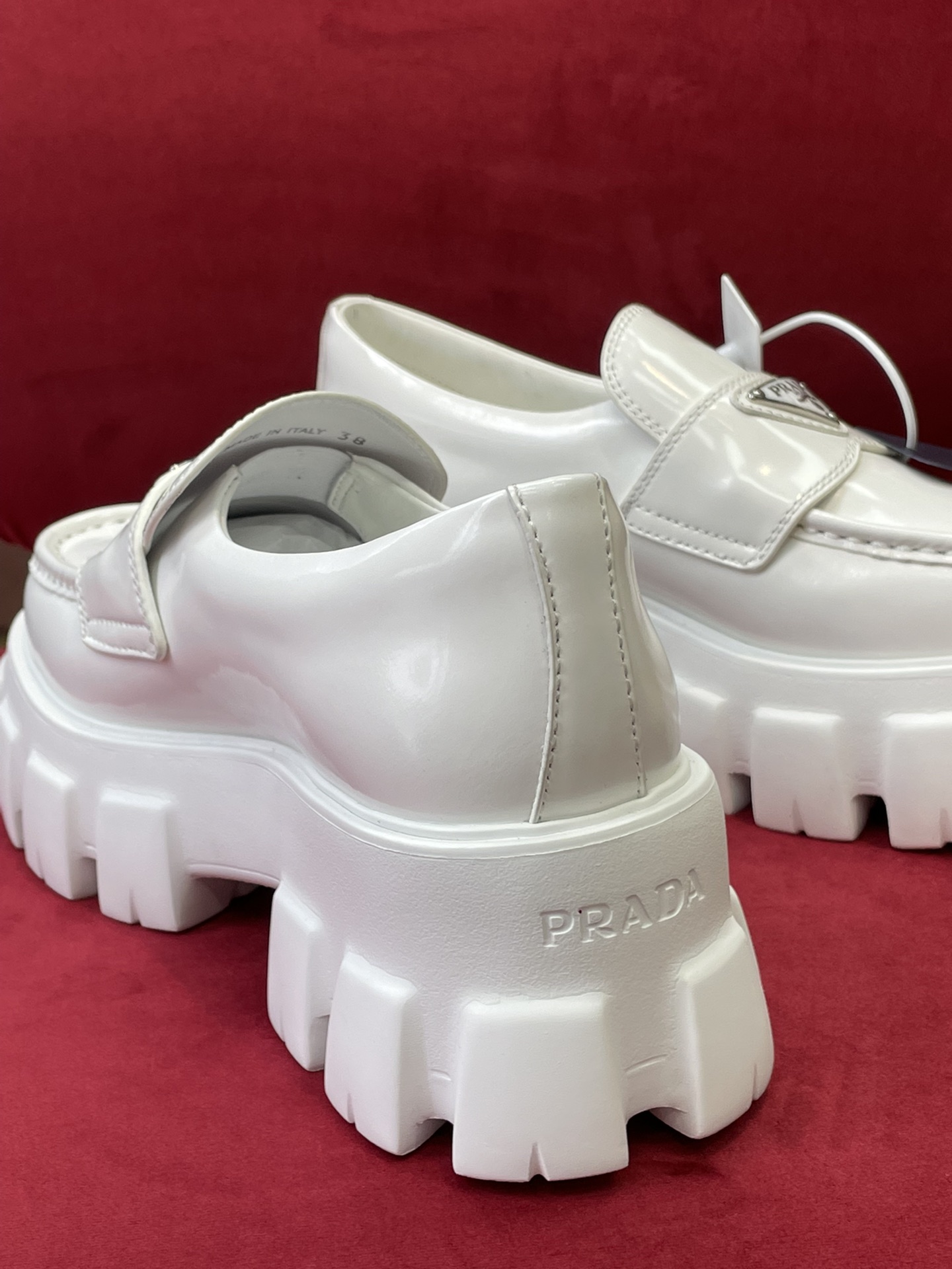 Pra*a loafers 2022ss
