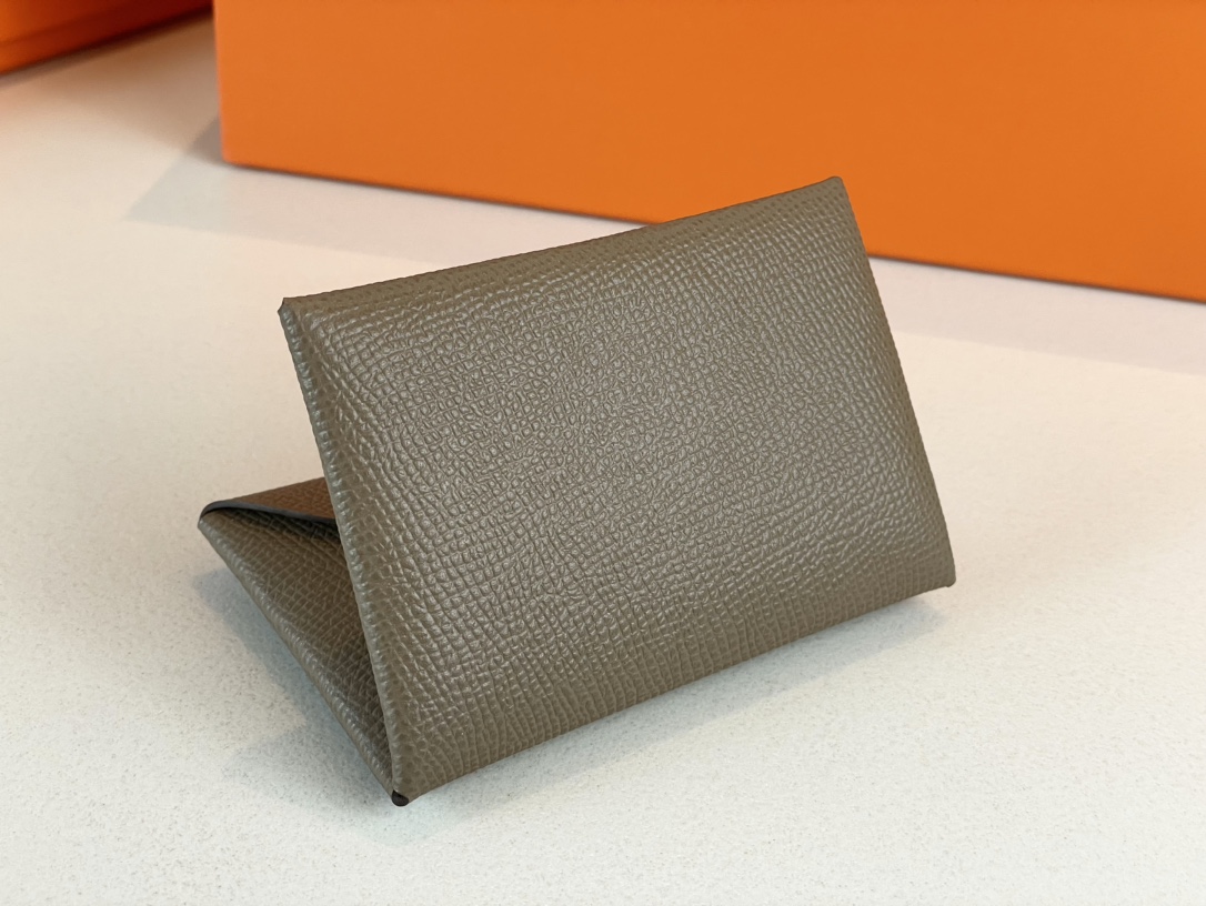 H**mes constance wallet epsom