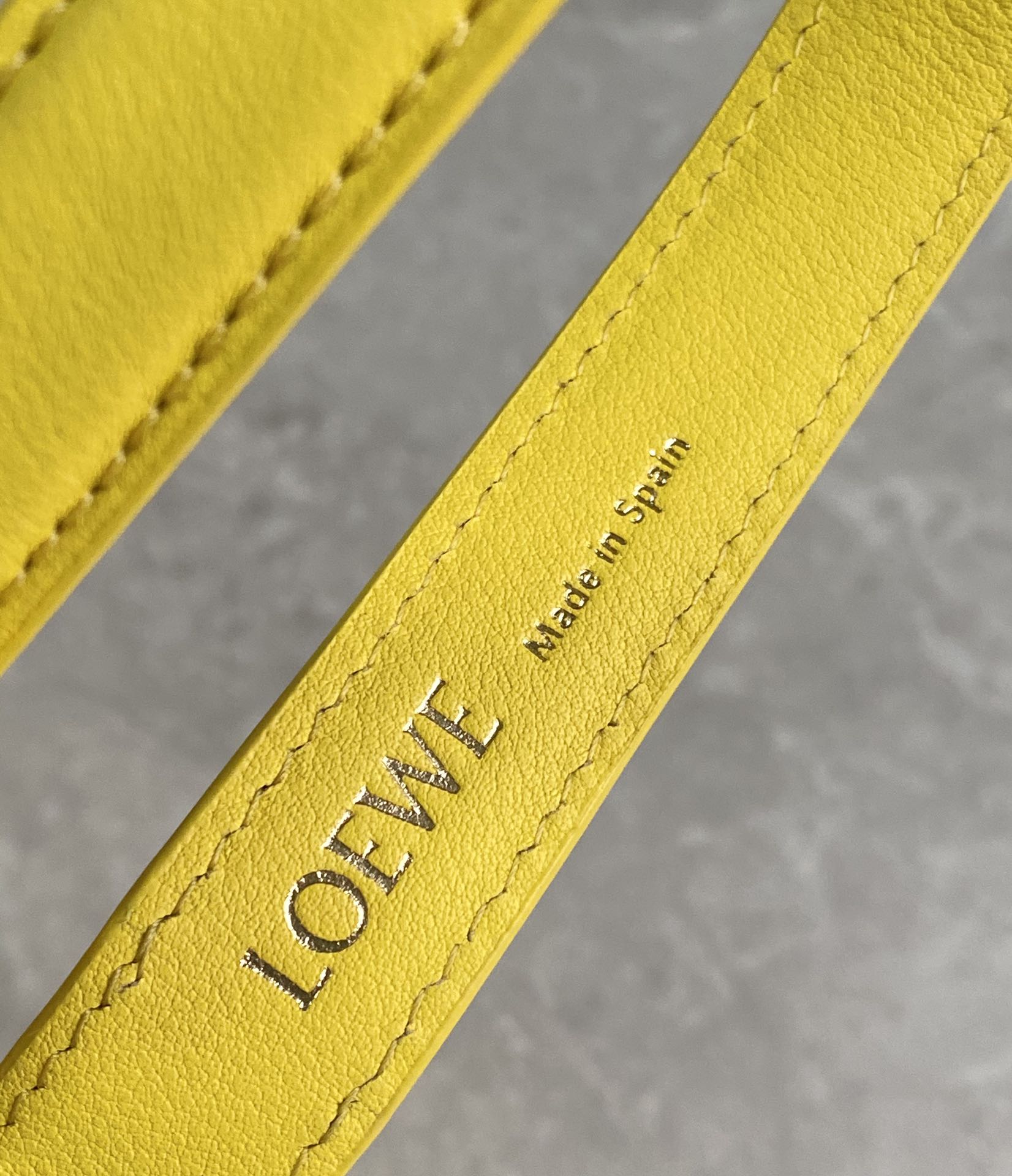 L0ew* cubi bag-20.5×17×12.5cm