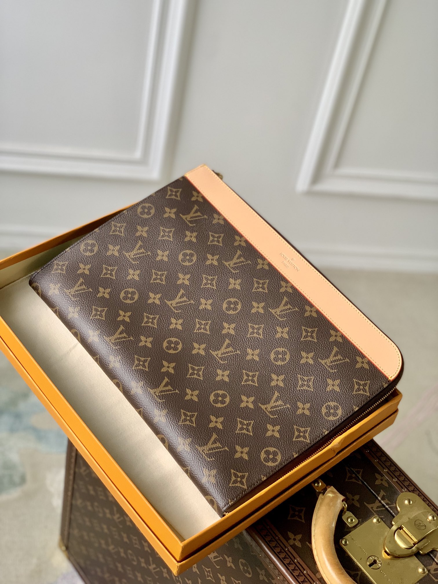 l0*is V*t0n pochette jour-m82540-35 x 25 x 2.8cm