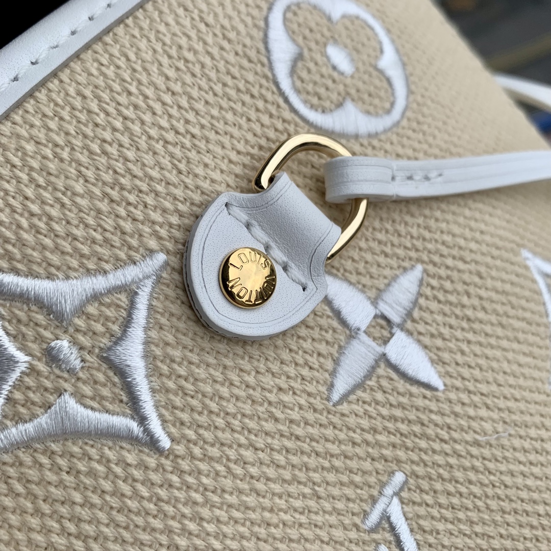 l0*is V*t0n neverful m21733-32*29*17cm