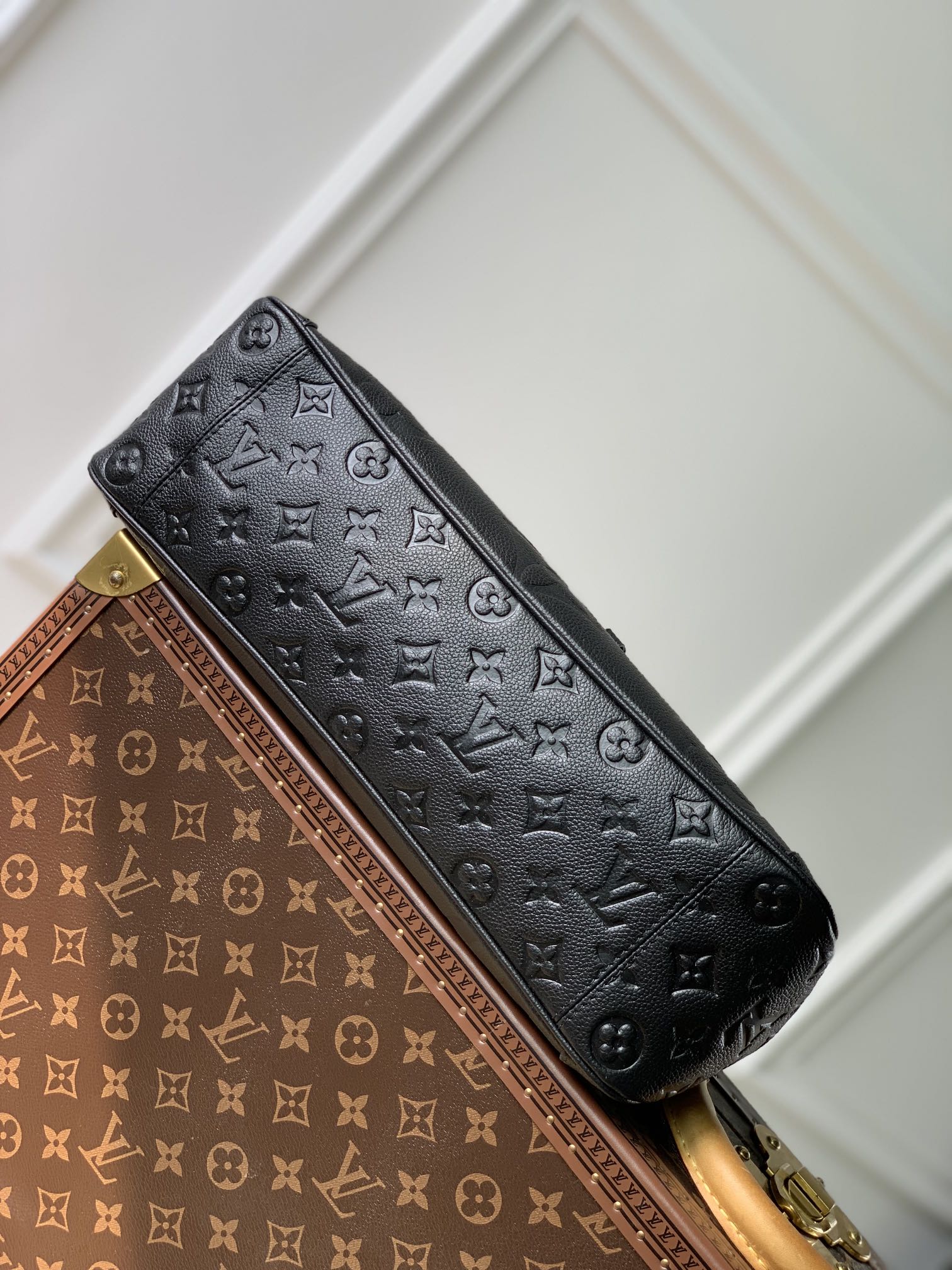 l0*is V*t0n trianon handbags-36*22*9cm