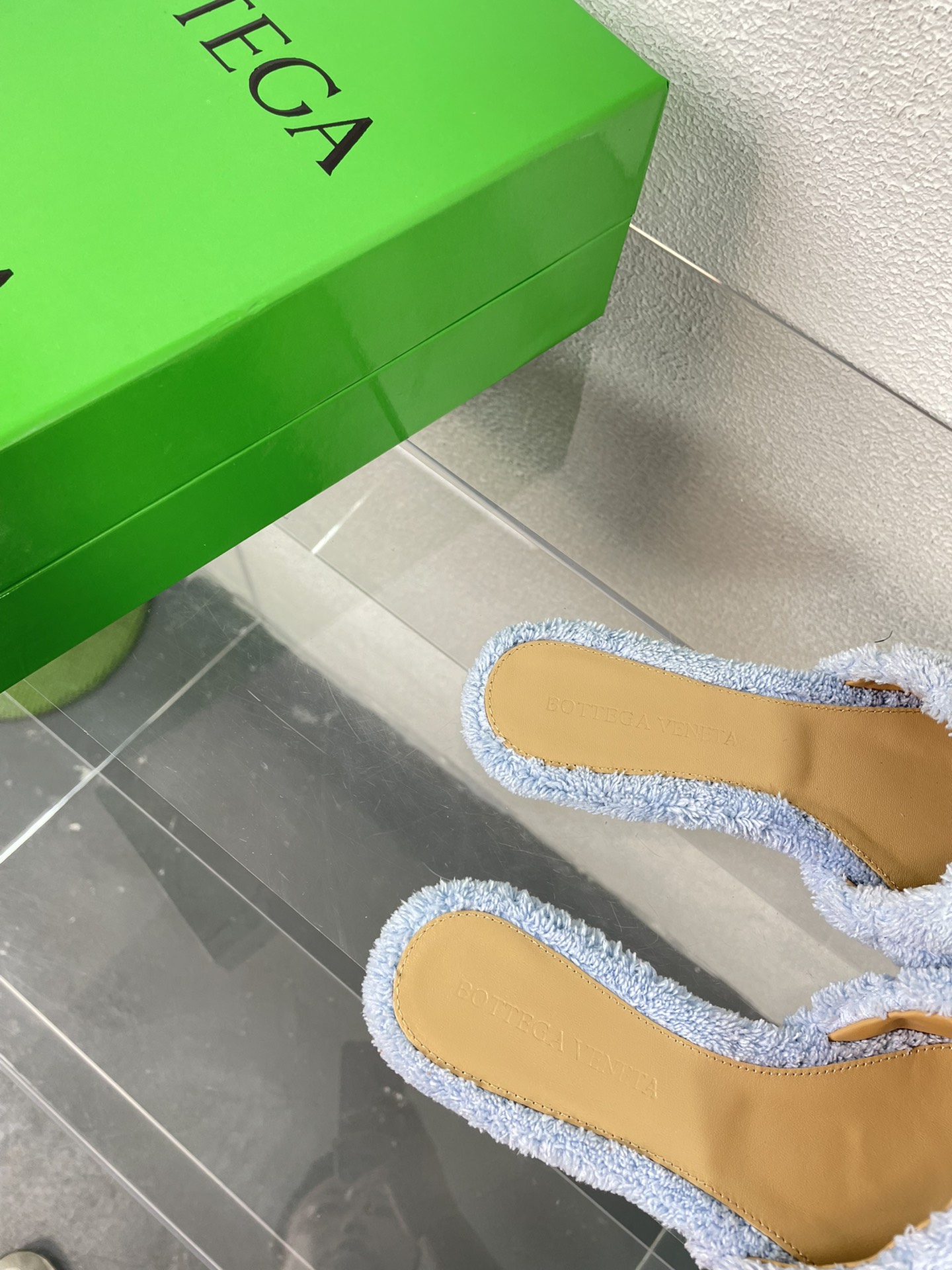 b0tte*a Ven*ta slippers