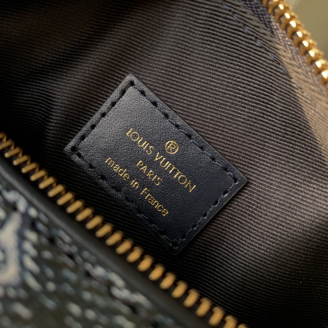 l0*is V*t0n side trunk pm- m22944-21×14×6cm