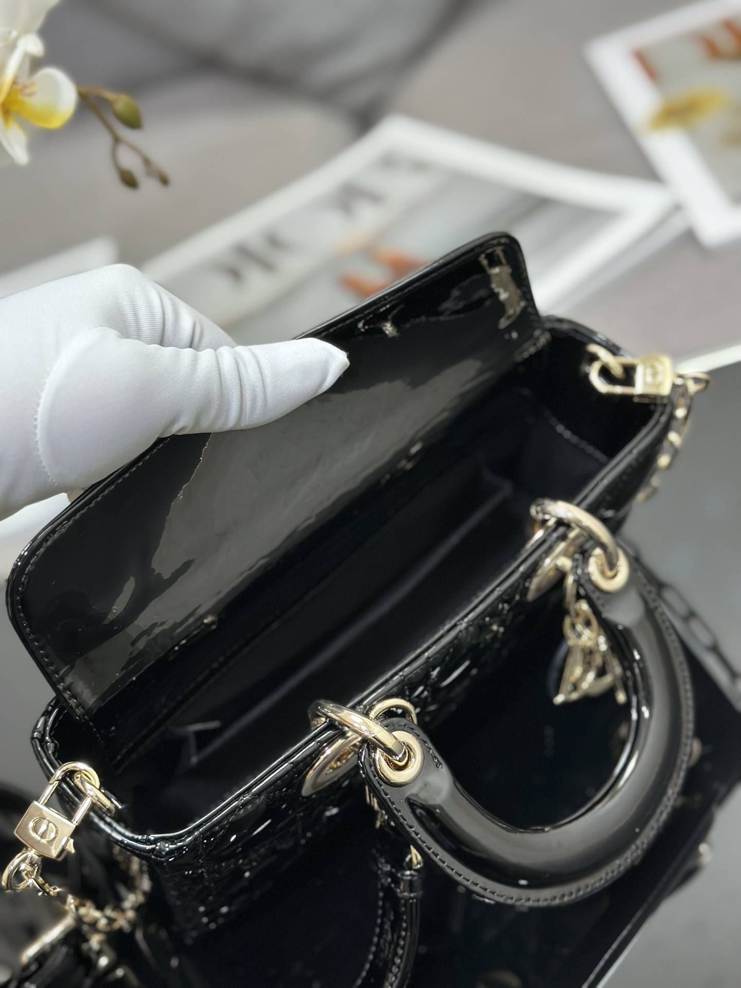 lady D*or handle bag-22*12*6cm
