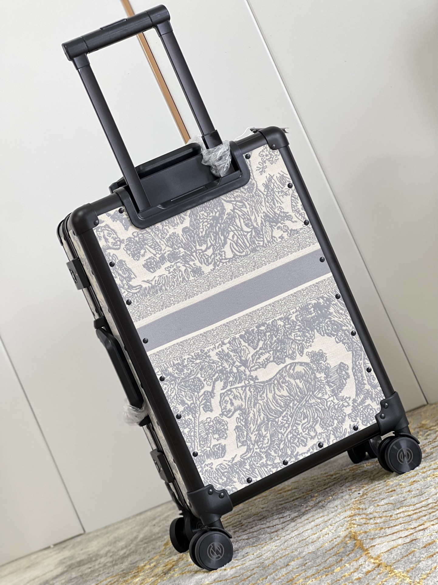 D*or oblique travel box-37*21*57cm