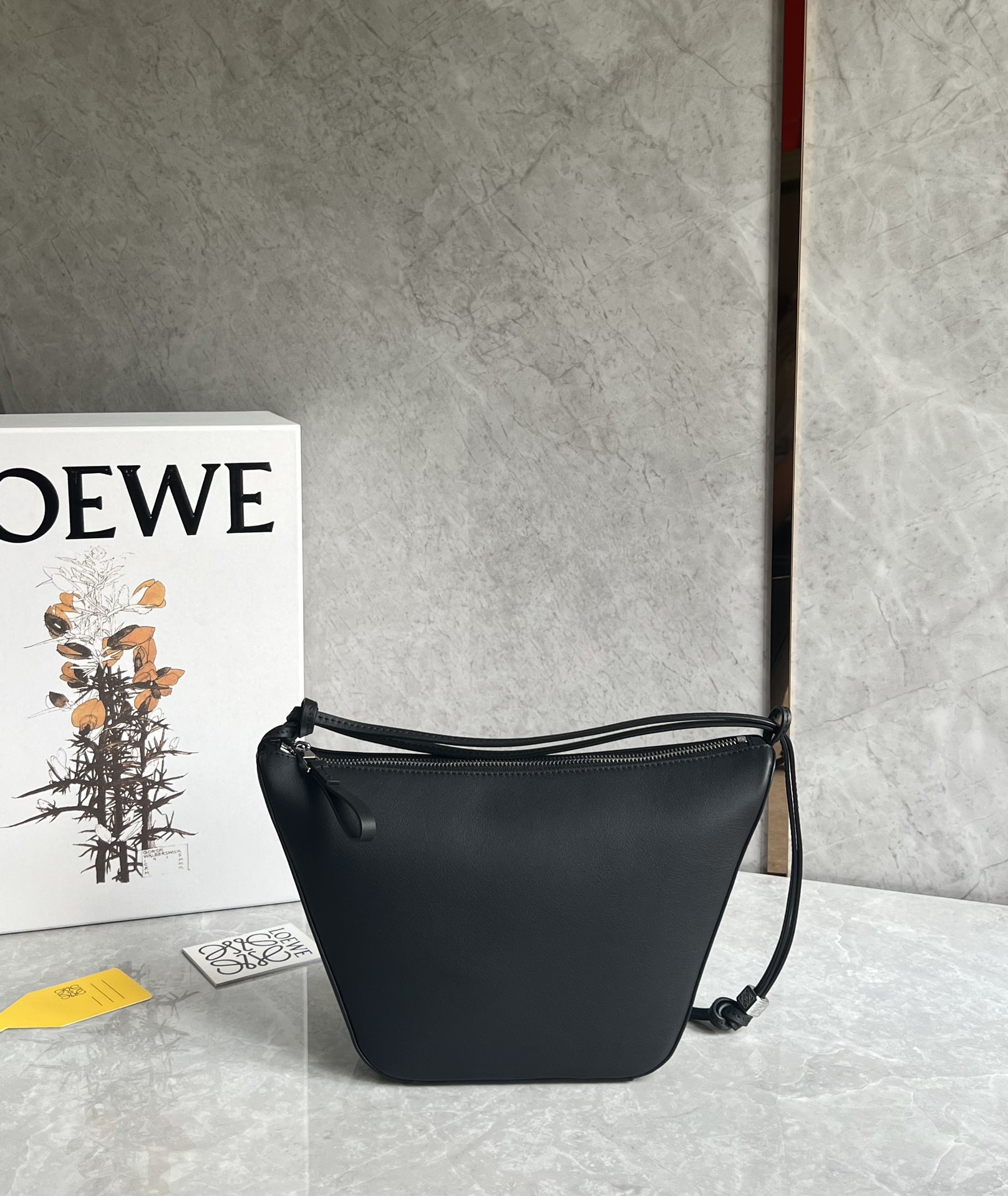 L0ew* hammock hobo bag-28*17*9.5cm