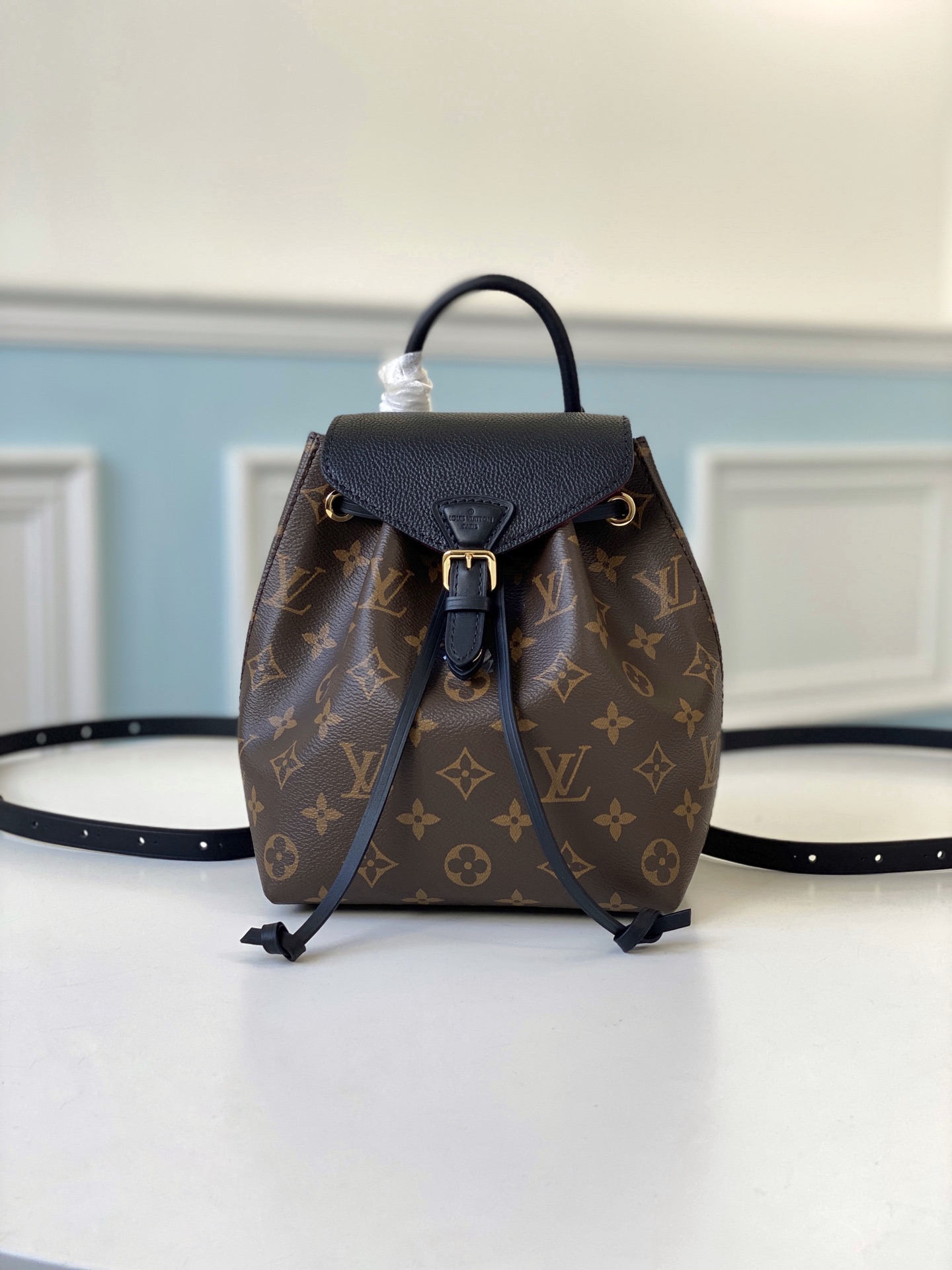l0*is V*t0n montsouris backpack-17*20*10.5.cm