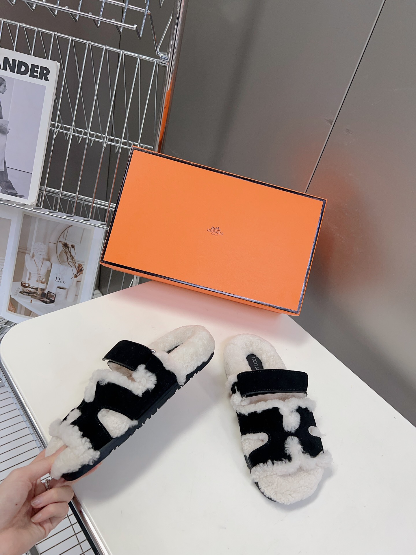 H**mes slides