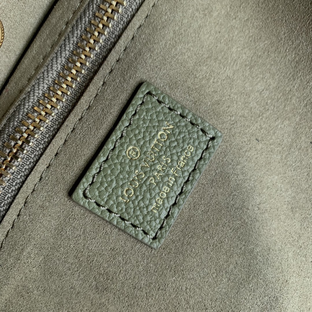 l0*is V*t0n neverfull m46102-32*29*17cm