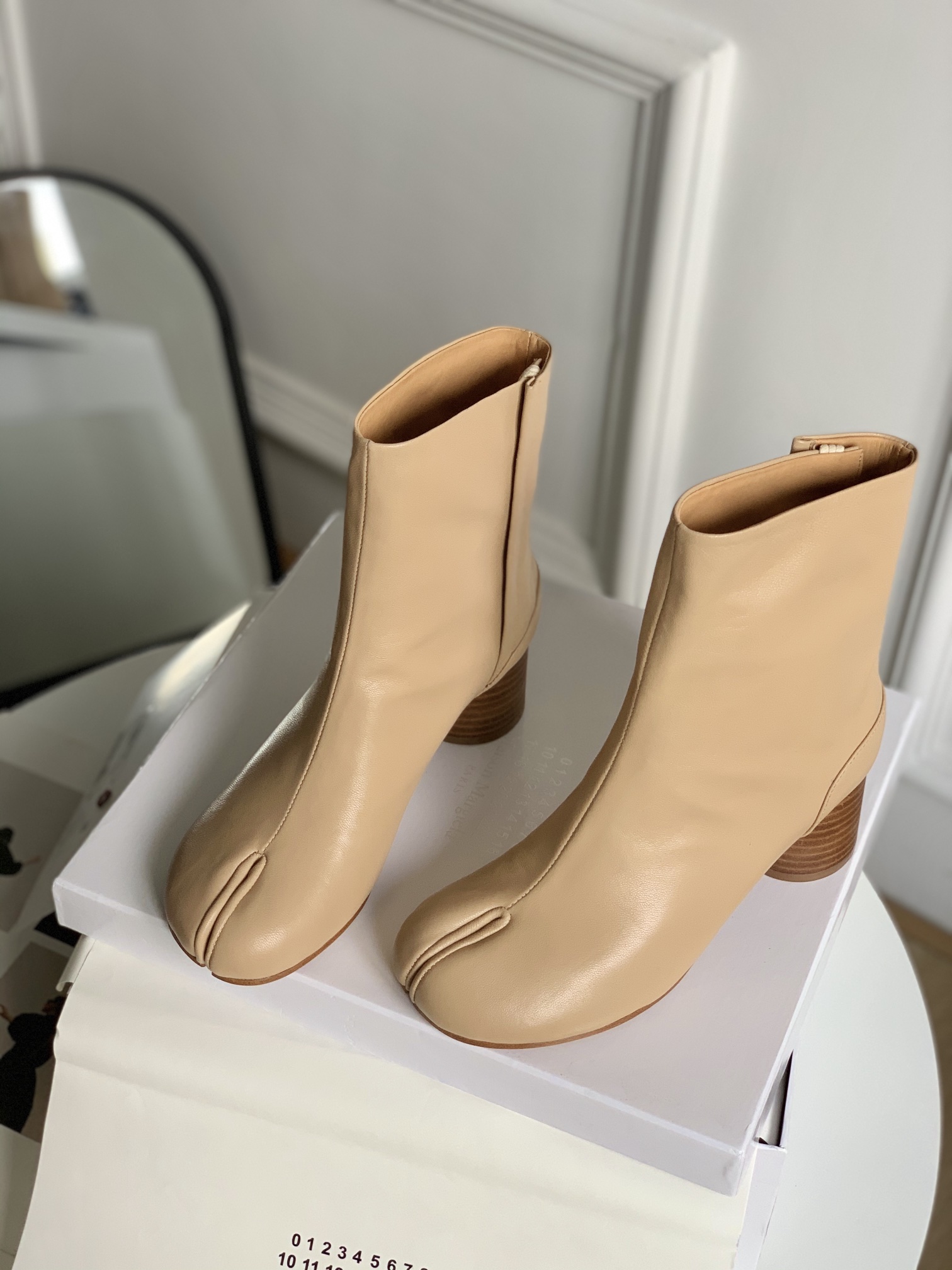 ma1s0n Marg*e1a boots