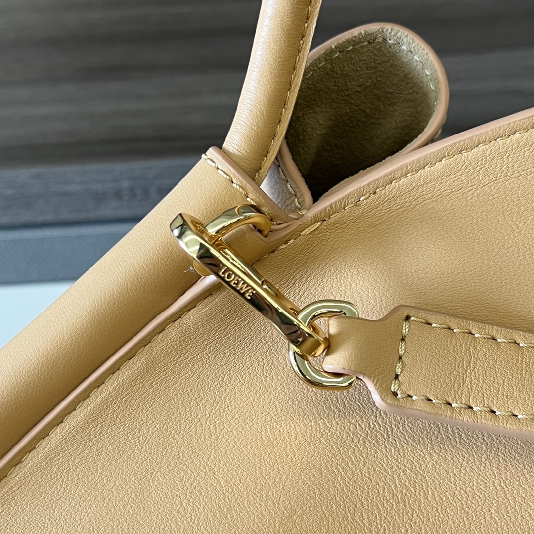 L0ew* paseo bag-44*25*15cm
