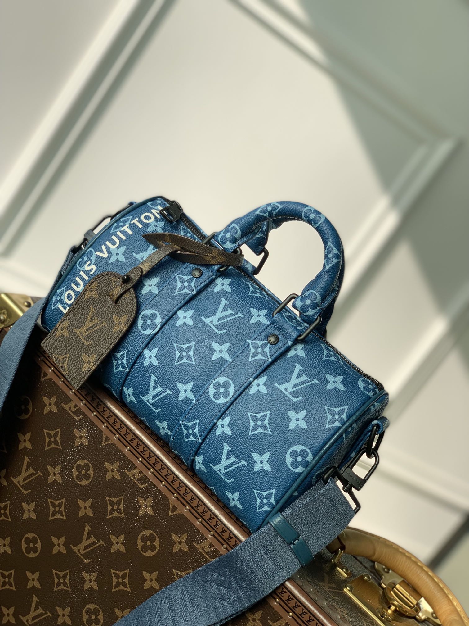 l0*is V*t0n keepall bandoulière 25 -m46803-25*15*11cm