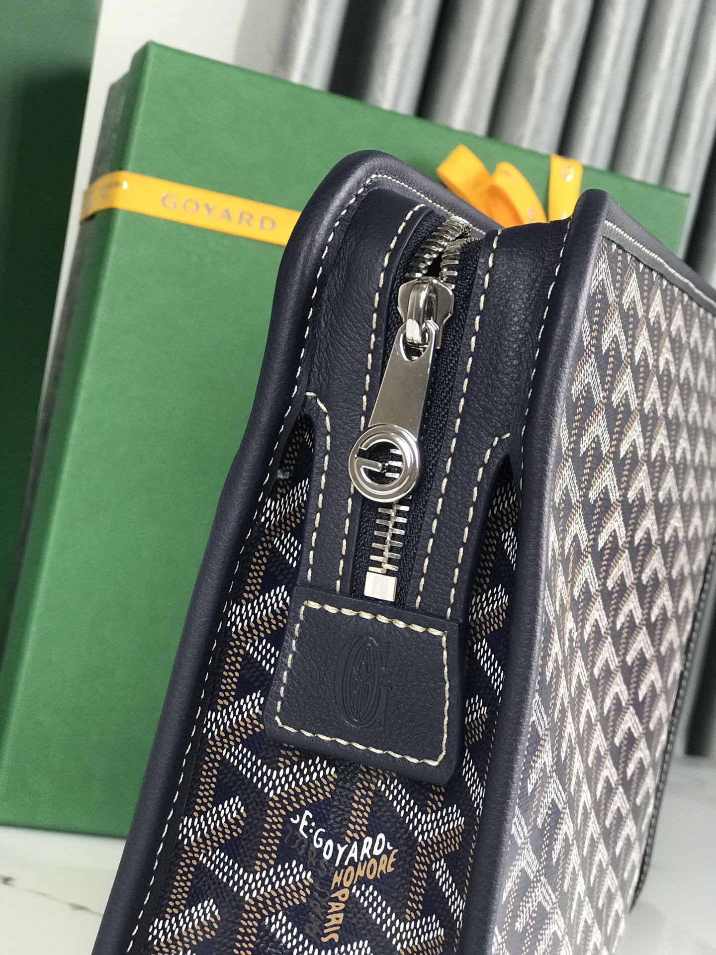 Go*ard toiletry bag-30x23×7.5cm