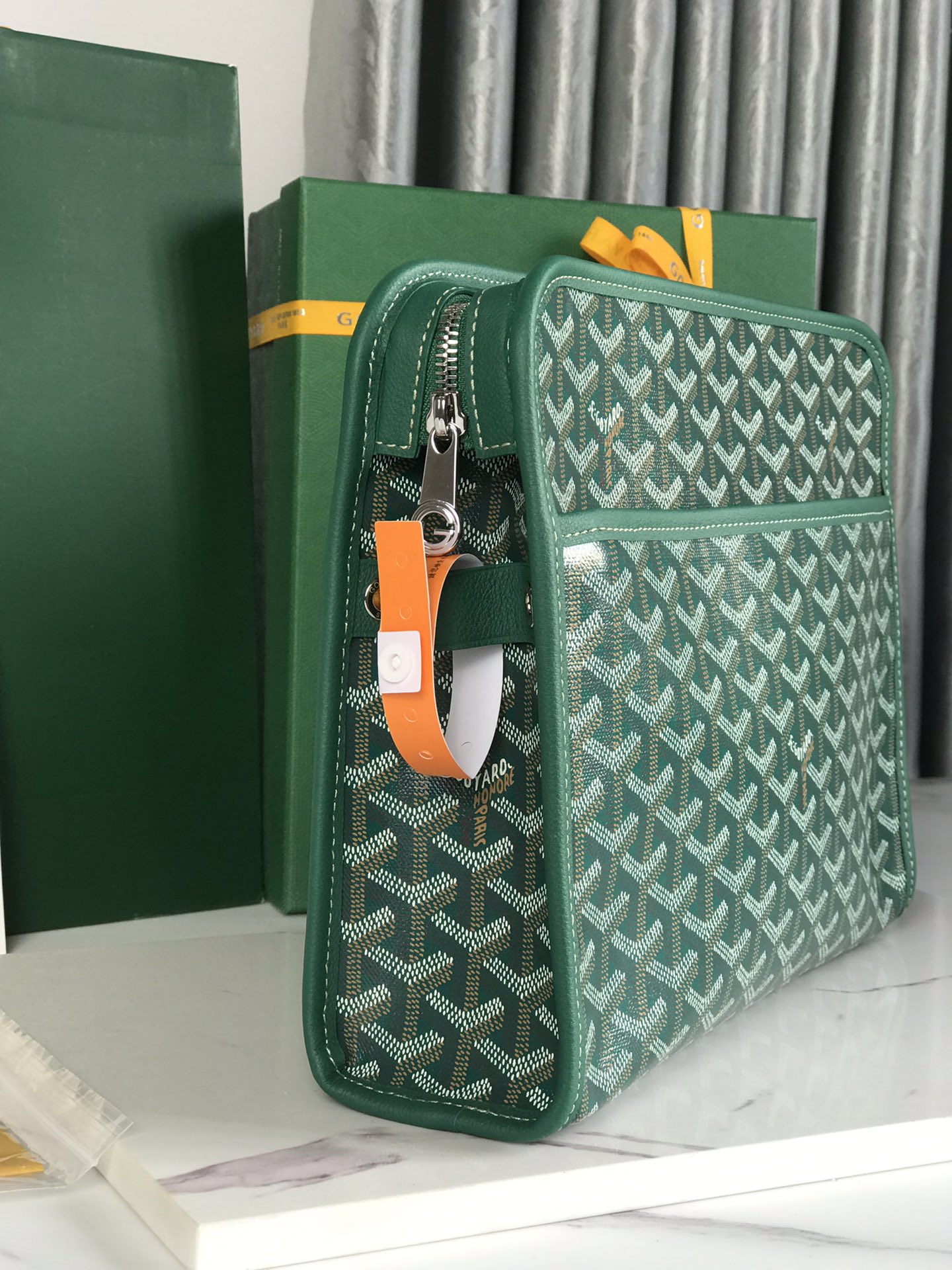 Go*ard toiletry bag-30x23×7.5cm