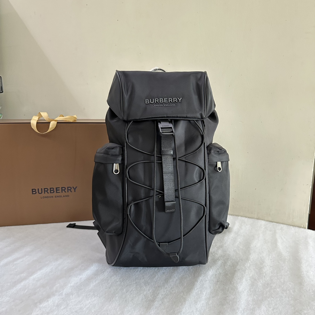 B**rry backpack-30 x 17 x 50cm