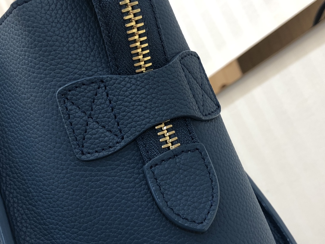 ce**e lU*gage handbags-26cm