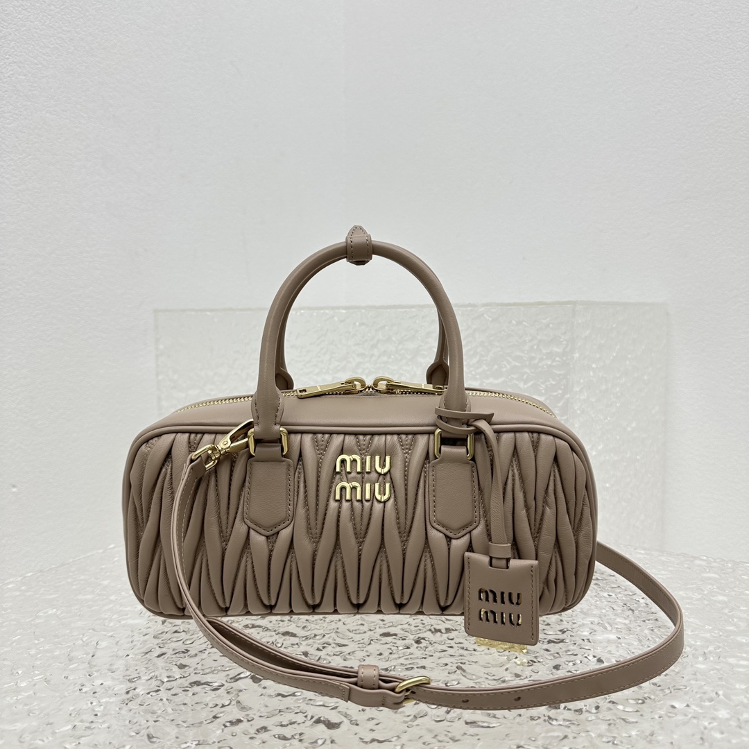 M*um*u vintage rectangular bag-27*12*9cm