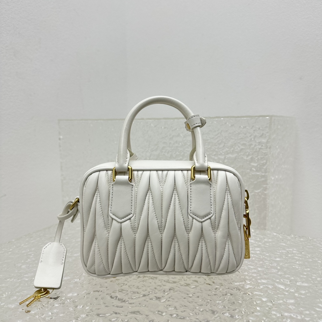 M*um*u vintage too pretty bag-19*13*6cm