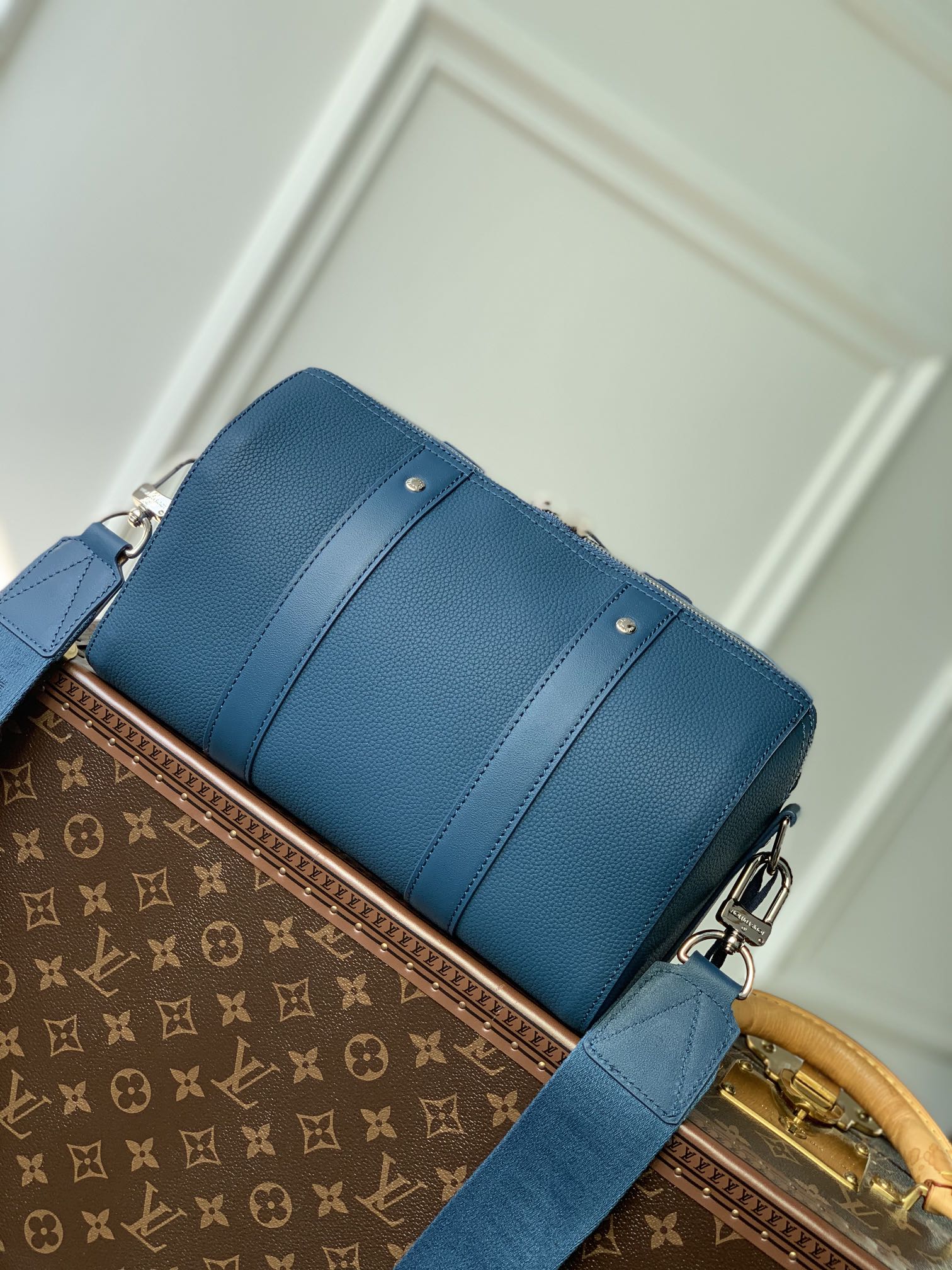 l0*is V*t0n city keepall-27x17x13cm