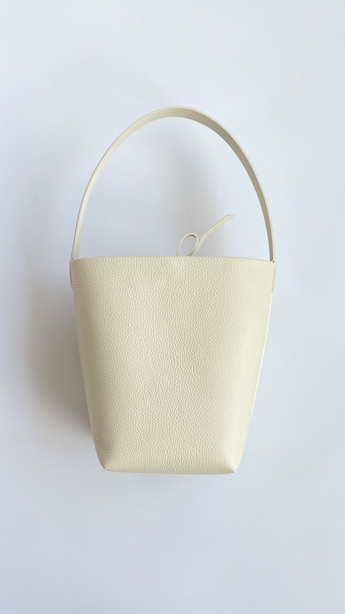 T*e R0w bucket-22*23*13cm