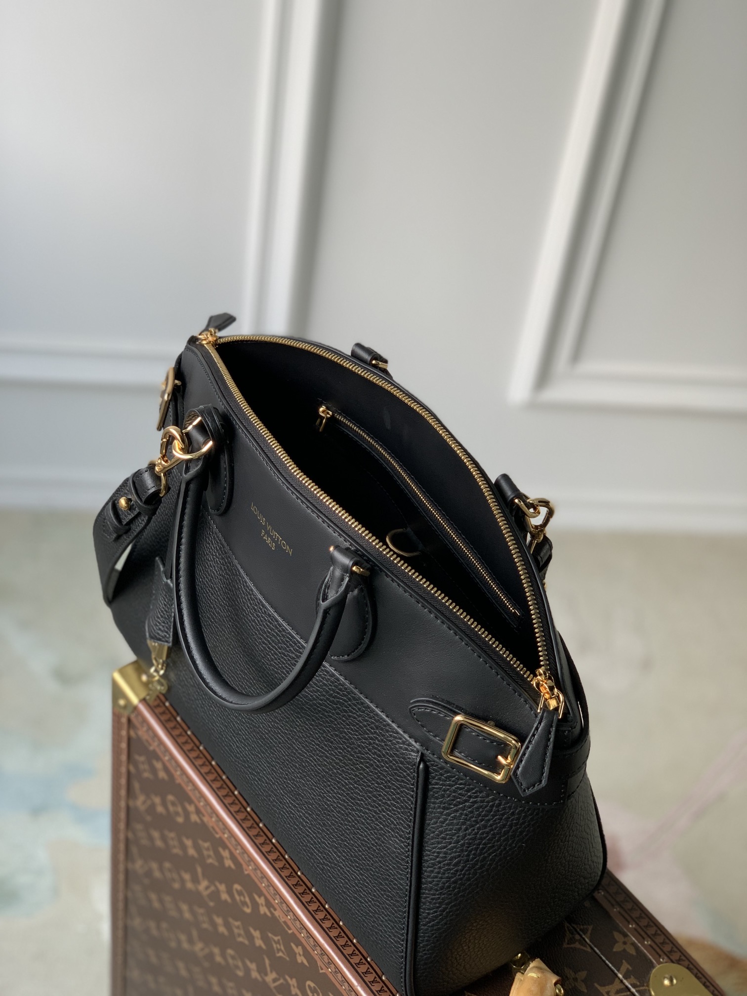 l0*is V*t0n lock it tote mm-36×29×15cm