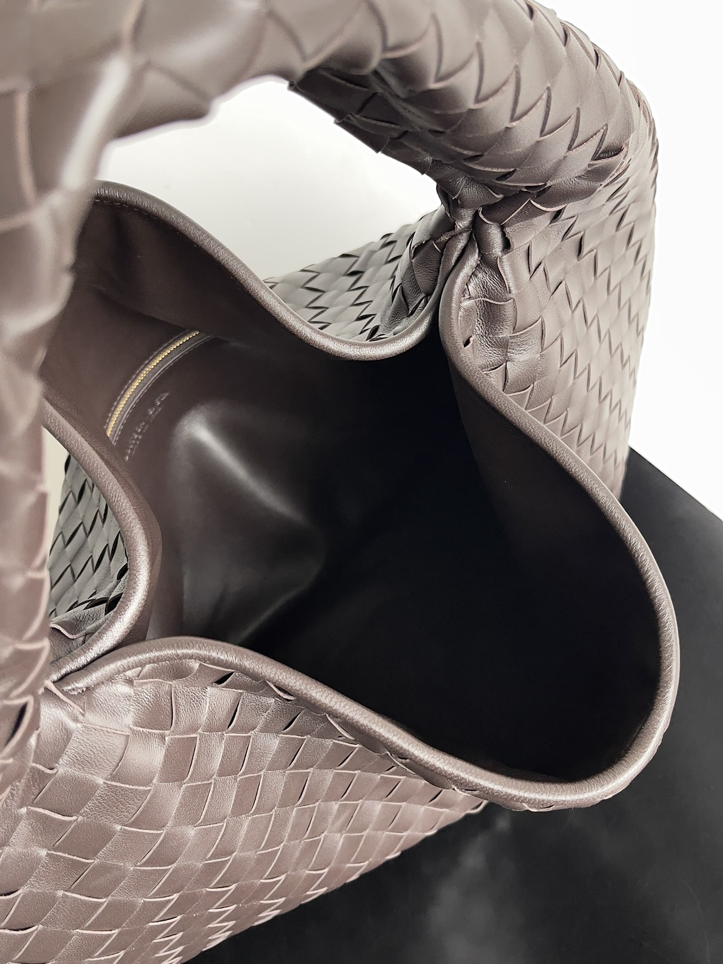 b0tte*a Ven*ta hop bag-53*24*13cm