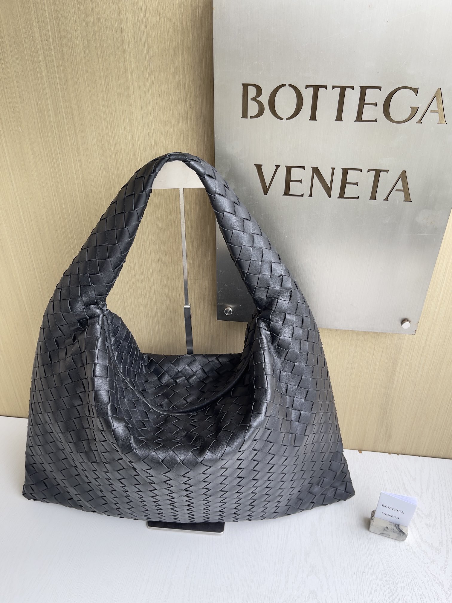 b0tte*a Ven*ta hop bag-53*24*13cm