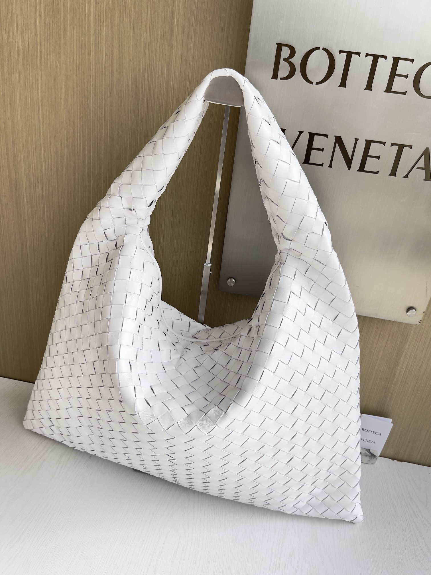 b0tte*a Ven*ta hop bag-53*24*13cm