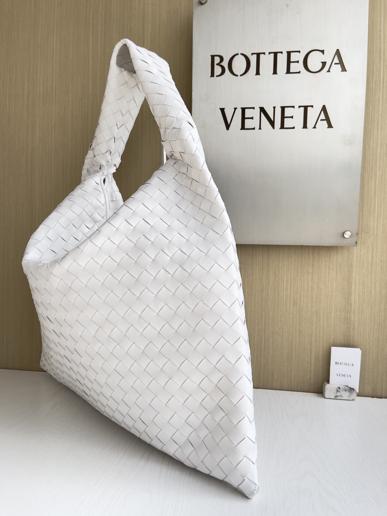 b0tte*a Ven*ta hop bag-53*24*13cm