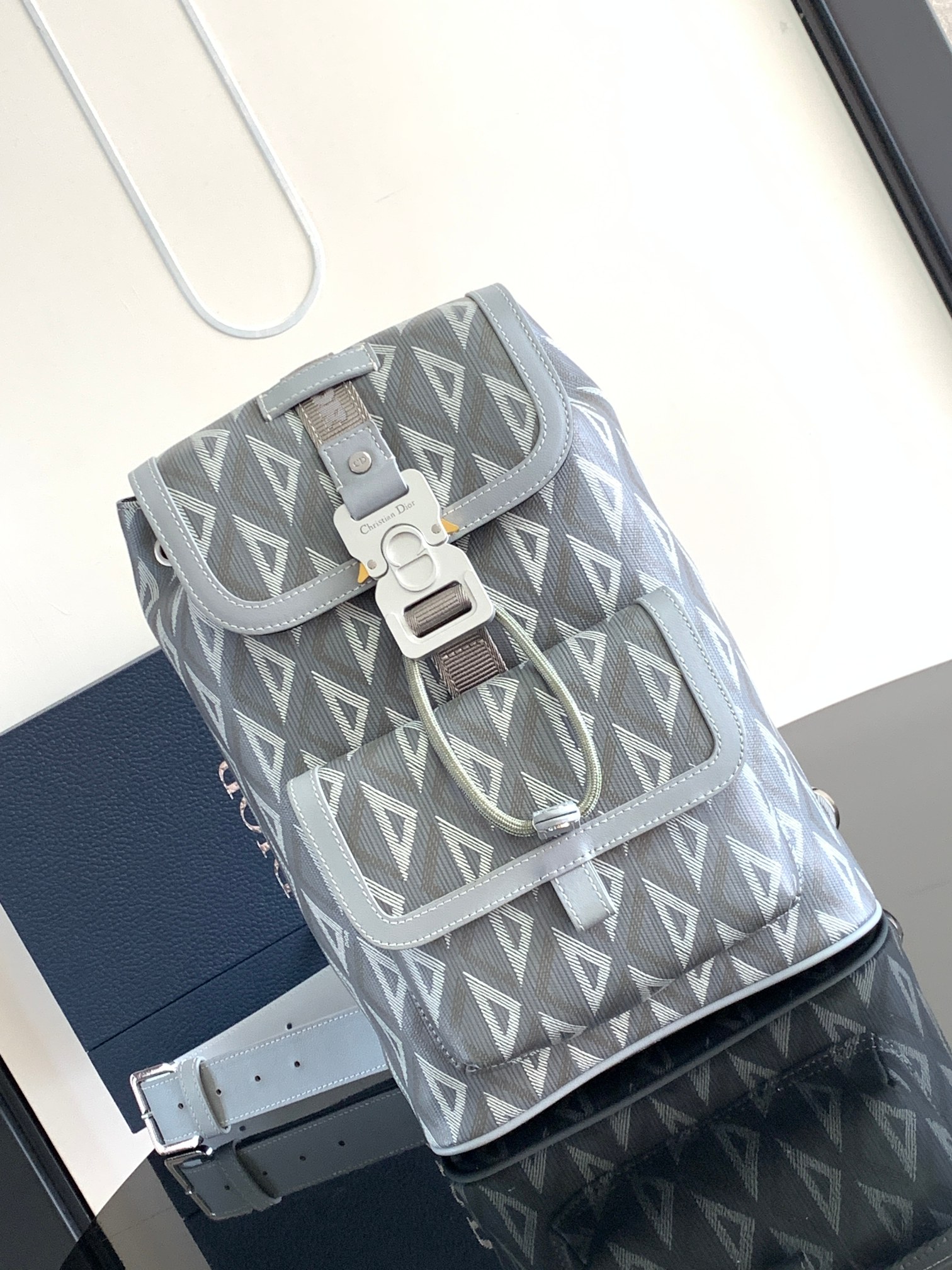 D*or hit the road backpack-23 x 32 x 12cm