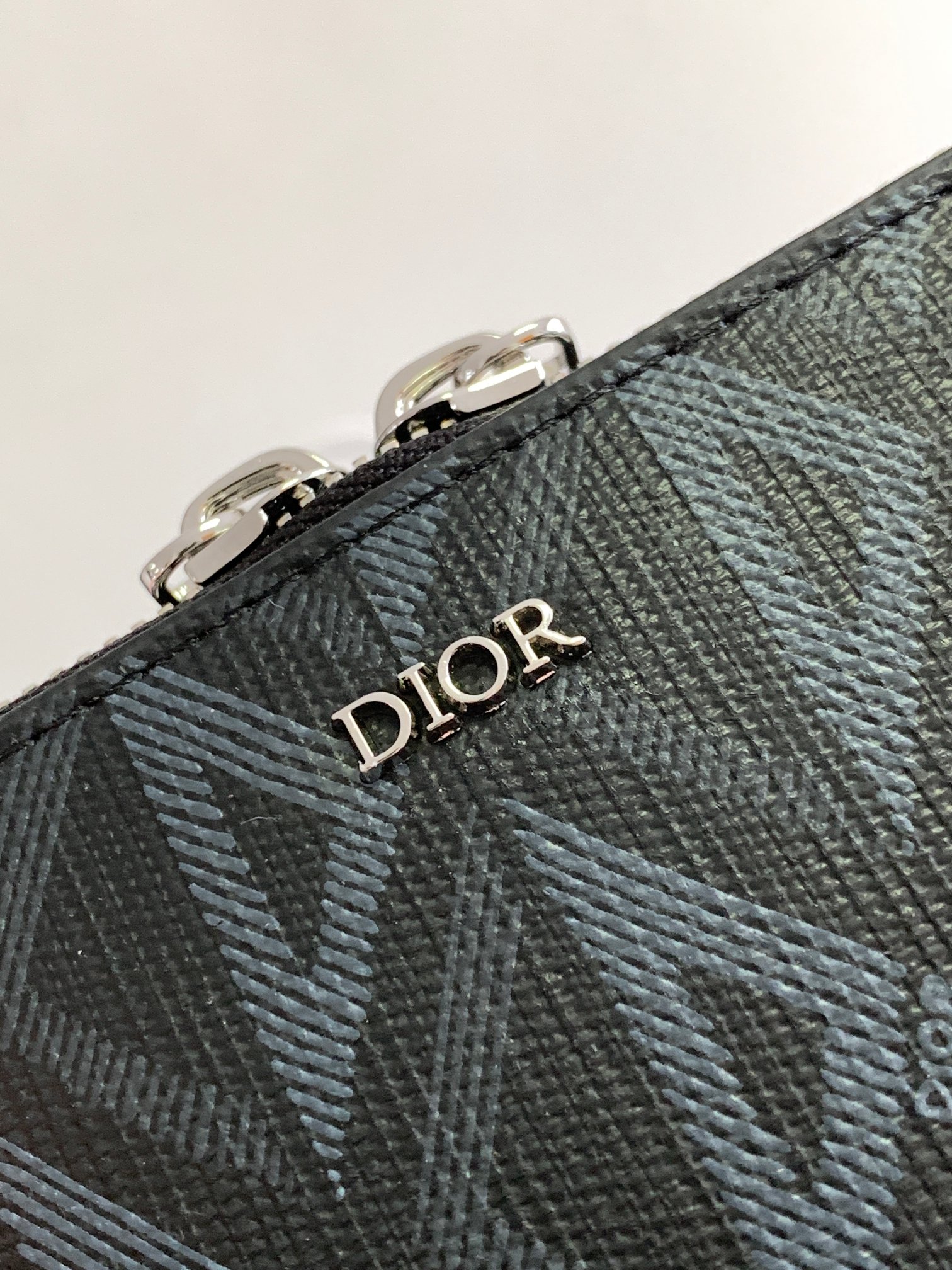 D*or oblique handlebag-17 x 12.5 x 55cm