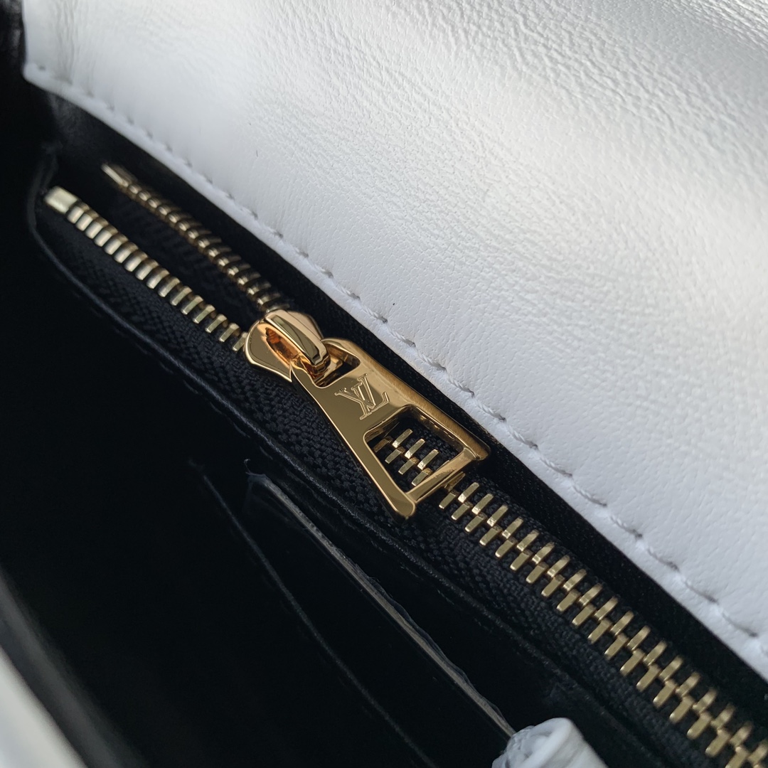 l0*is V*t0n go-14 bag-m22891-23.0 x 16.0 x 10cm