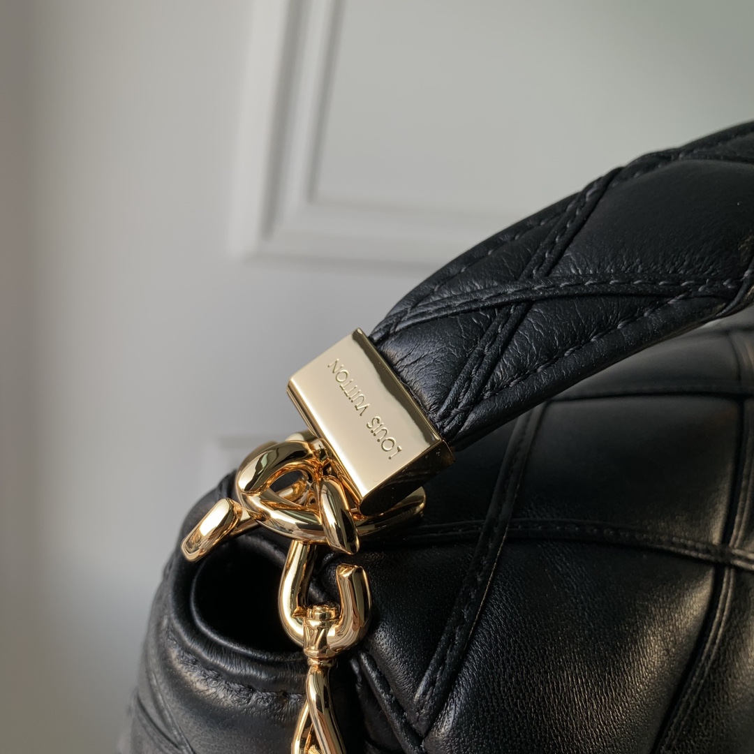 l0*is V*t0n go-14 bag-m22891-23.0 x 16.0 x 10cm