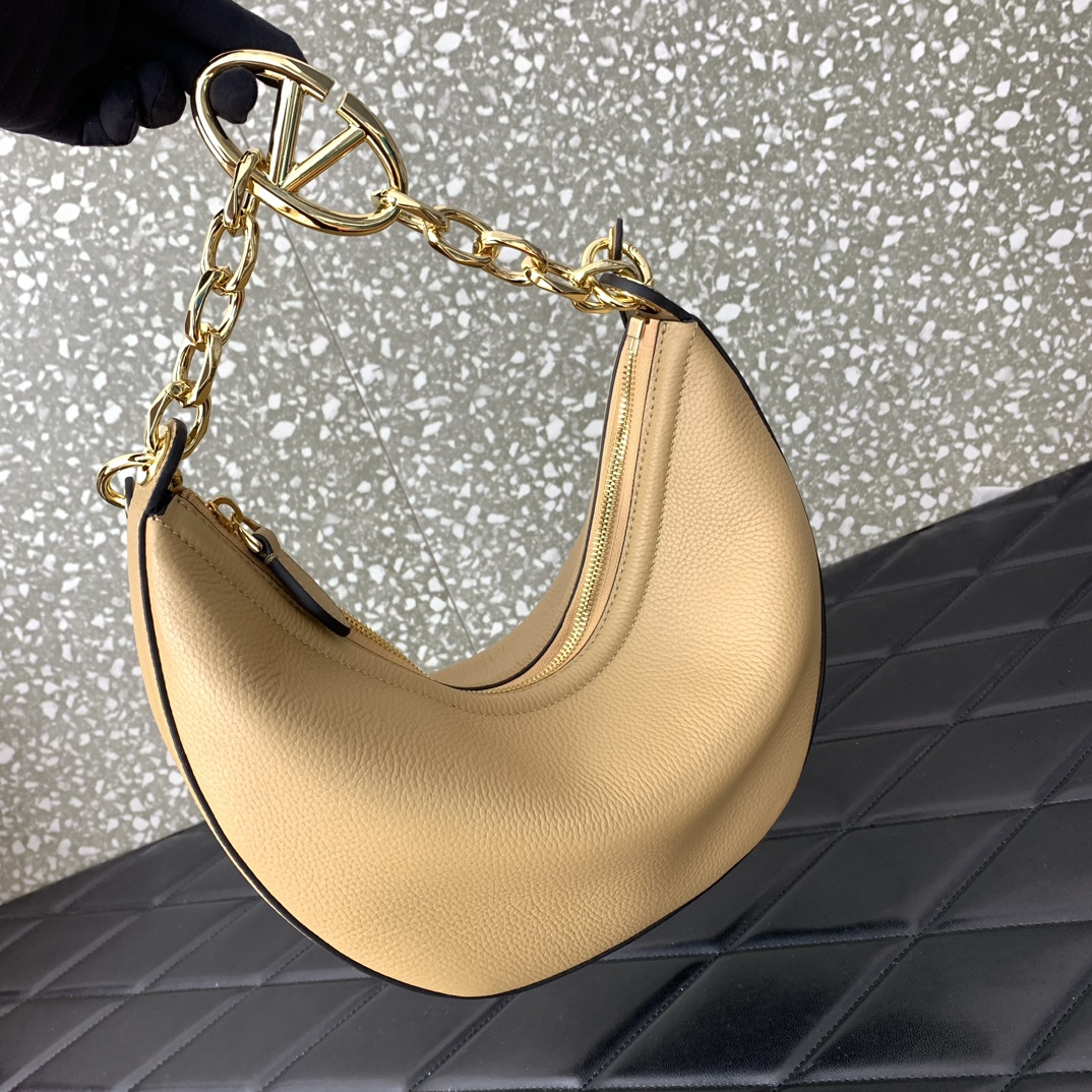 Va1e*ntin0 garavani vlogo moonhobo tote-29x23x11cm