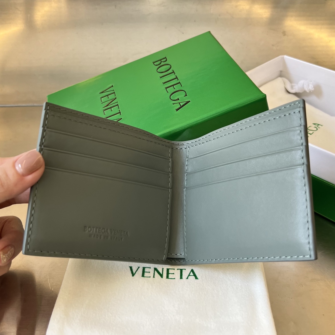 b0tte*a Ven*ta wallet-10x8.5cm
