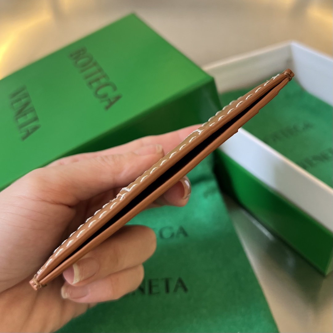 b0tte*a Ven*ta wallet-11*7.5cm